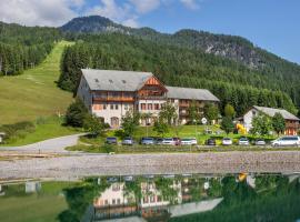 JUFA Hotel Gitschtal, hotel v destinaci Weissbriach