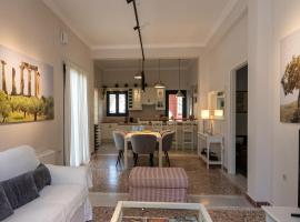 Angelinas Quarters - Kalamata Mediterranean Villas, hotel in Kalamata