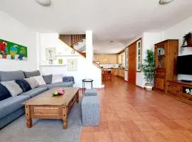 Casa Playa Abades