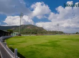 Stay Leisurely - Pavilion by the hills, Lonavala - Stadium View Rooms