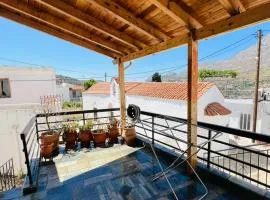 Vintage house akoumia