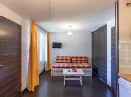 T2 cabine avec balcon, piscine et parking à Luz-Saint-Sauveur, proche commodités et stations de ski - FR-1-402-140