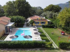 Billy's House, hotel i Vasiliki