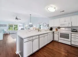 35D True Blue on 10th Hole condo by Peace Vacations