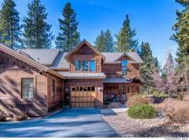 Fairway Drive 13136 by East West Hospitality