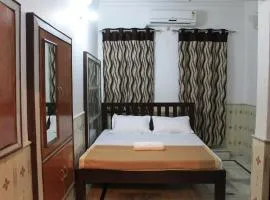 Madhur Villa Guest House
