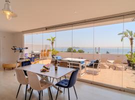 Blue Penthouse Mackenzie, хотел в Ларнака