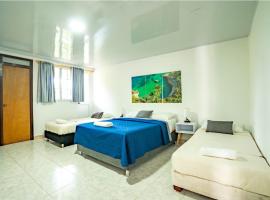 Hotel El Pirata Morgan, hotel poblíž Letiště El Embrujo - PVA, Providencia