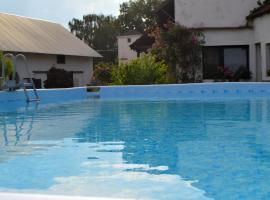 Bohemica Apartman 1, hotel v destinaci Kouřim