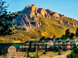 Taharaa Mountain Lodge, spa hotel in Estes Park