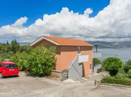 Apartments by the sea Slatine, Ciovo - 11126