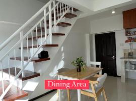 The Travellers Suite at the Airport, hotel v destinaci Pusok