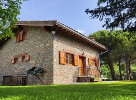 Cal Pujol by Rural House, ξενοδοχείο σε Toloríu