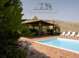 Agriturismo Bellajo - Ville Rustiche con Piscina