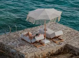 Splendid Mykonos Waterfront Villa