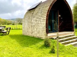 Alder Pod, Clay Bank Huts