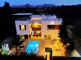 Relax Pool Villa