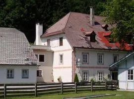 Ferienwohnungen Taverne