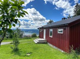 Cabin with great view close to town and ski area – hotel w mieście Lillehammer