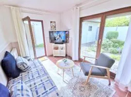 Obj 47 Ferienbungalow für 2 Personen WLAN Terrasse ca 300 m zum Strand