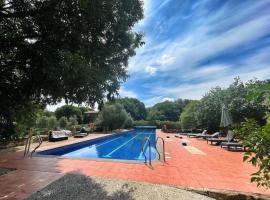 Hotel Mas Pelegri, hotel Serinyàban