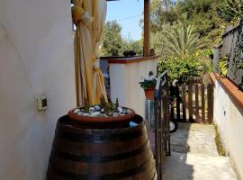 VILLA BUTTERFLY 2 a FEW STEPS FROM THE SEA, hotel a Capaci