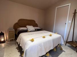 Dar Fafy studio cosy au calme &agrave; 15min de Nantes, maison de vacances &agrave; Bouguenais