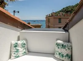 PETITE PARAGGI Vista e Comodità sul Mare