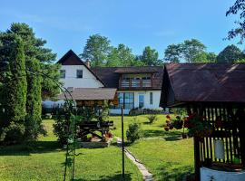 Casa de oaspeți Csomortáni vendégház, hotel a Şoimeni
