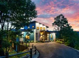 Private, Mtn Views, Theatre, Pool, Hot Tub, Game Room