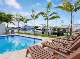 Sailfish Suites 7 - Waterfront Lodging