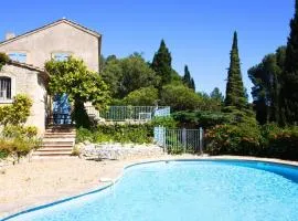 MAS provencal piscine