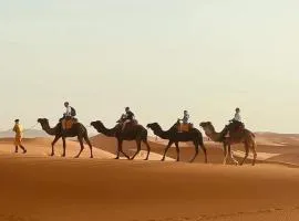 Trekking Desert