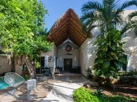 Amazing 4BR house with private pool