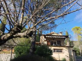 Le Mazet des oliviers, vue panoramique, hotel v destinaci Saint-Hippolyte-du-Fort