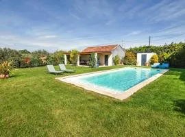 Stunning Home In Pernes-Les-Fontaines