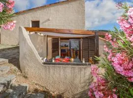 2 Bedroom Cozy Home In Porticcio