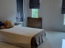 ไกล้ทะเลอยู่แบบธรรมชาติ, chata v destinaci Ban Khao Yai Chum