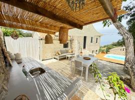 Villa Tilda, hotel sa bazenima u gradu Argyr&aacute;tika