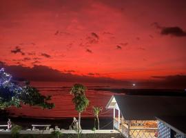 Cobblestone Surf House &ndash; hotel przy plaży 