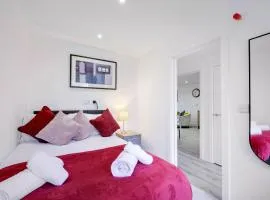 Modern 2 Bedroom Apartments Town Centre Camberley