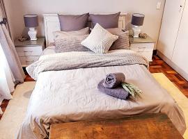 Stay at Fairway, Hotel in Centurion