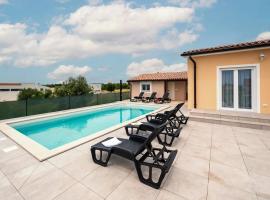 Holiday Home Seaside Serenity, hotel a Galižana