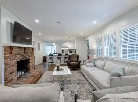 Group Getaway 6BR Near Fort Benning Huge Kitchen Private Yard