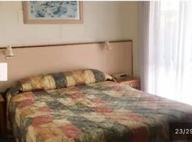 Black Swan Motel inn