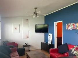 Driftwood & Daisies- Red Buoy Retreat