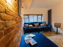 Stylish Home near Alton Towers Peak District Ashbourne Derbyshire