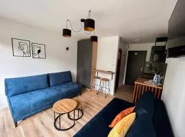 Apart & Plus 2