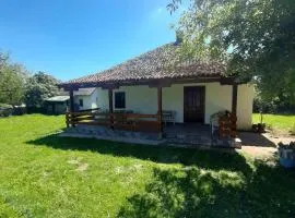 Cica Vintage Eco House Near Lake