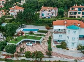 Villa Calista